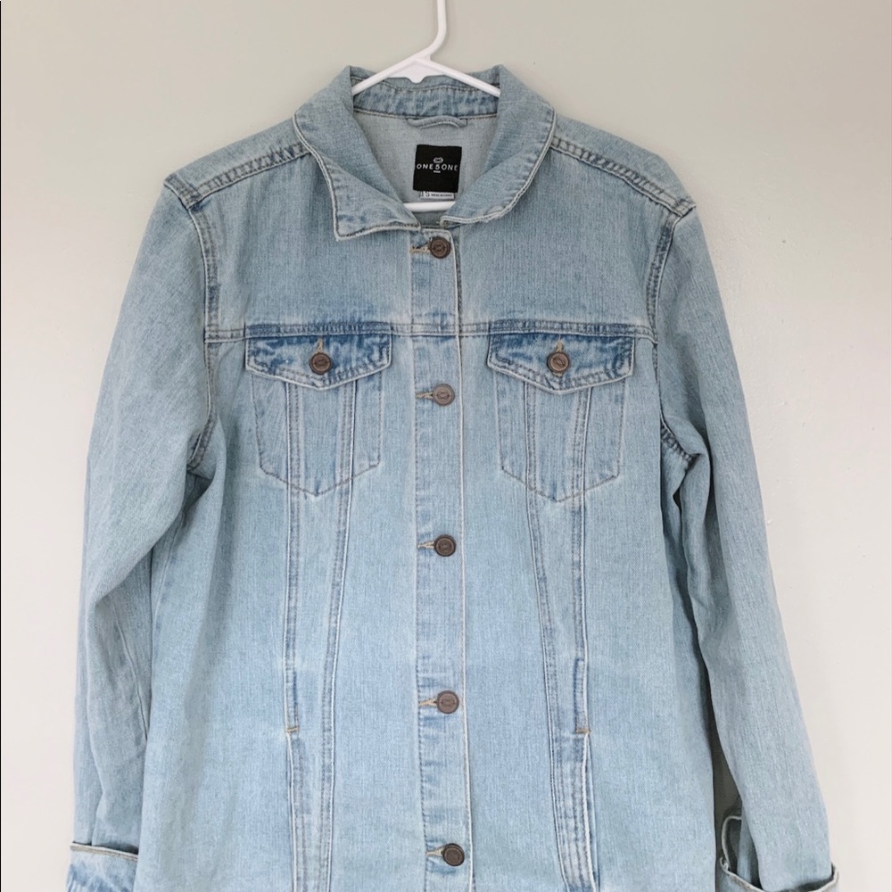 Handcrafted Minnesota State Mankato Jean Jacket - Picture 2 of 2